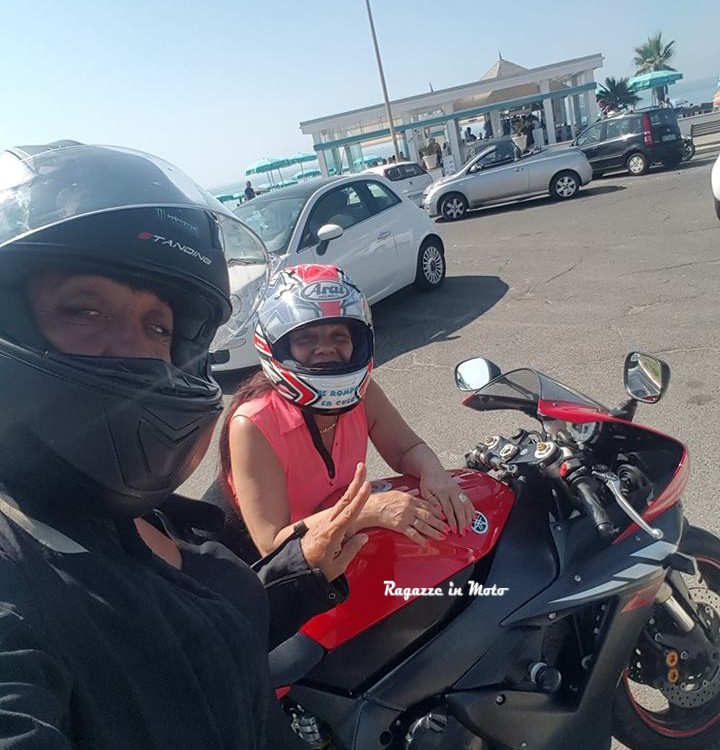 monica_ragazze_in_moto