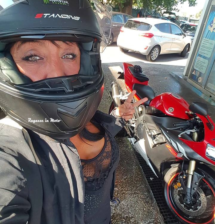 monica_ragazze_in_moto