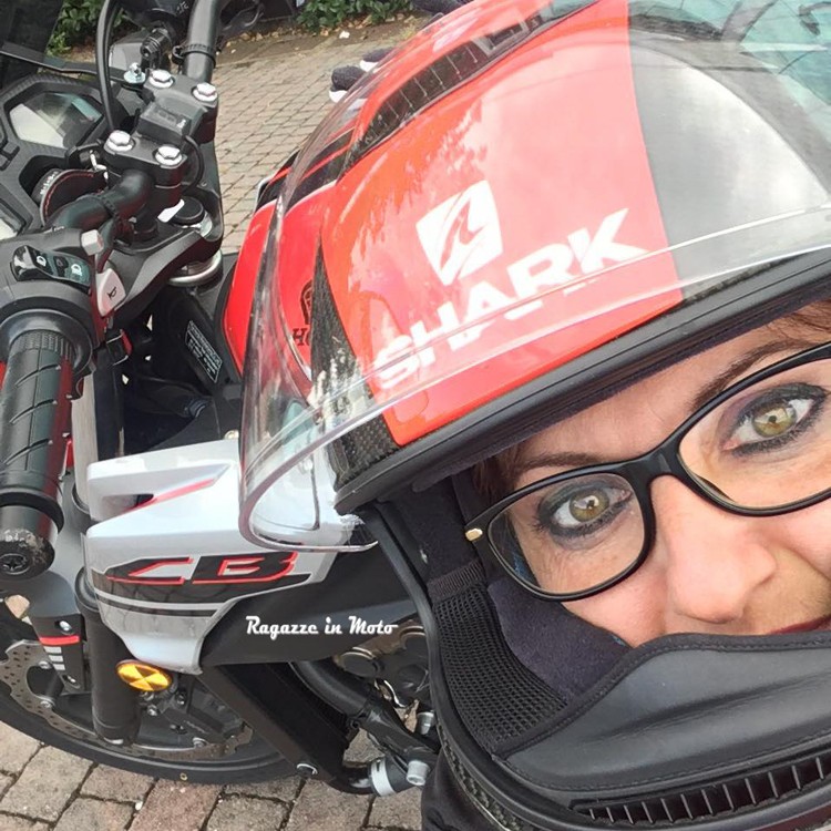 nicoletta_ragazze_in_moto