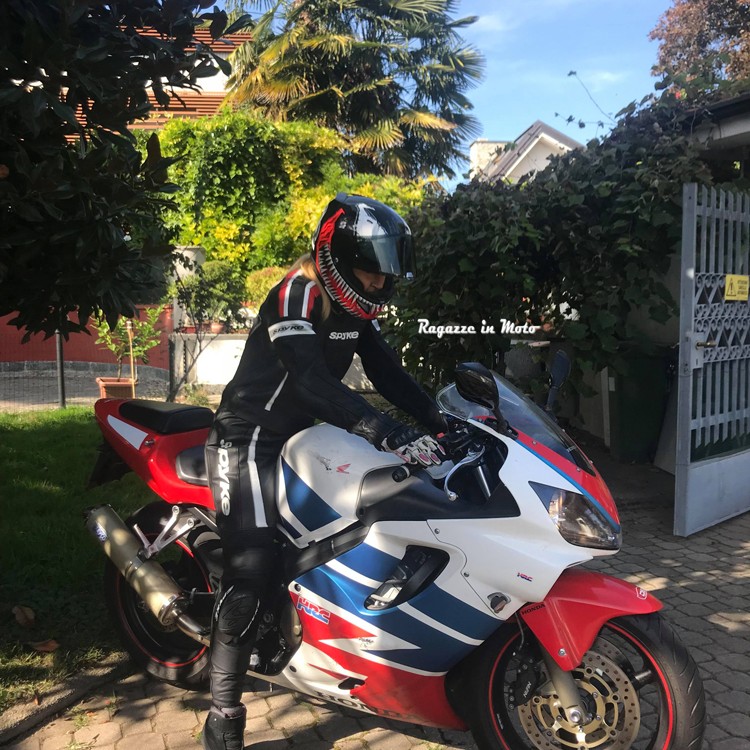 aleksandra_ragazze_in_moto