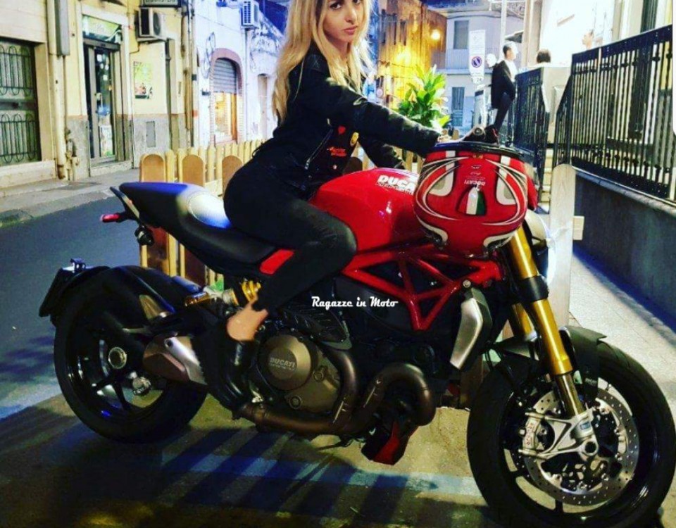 karla_ragazze-in-moto