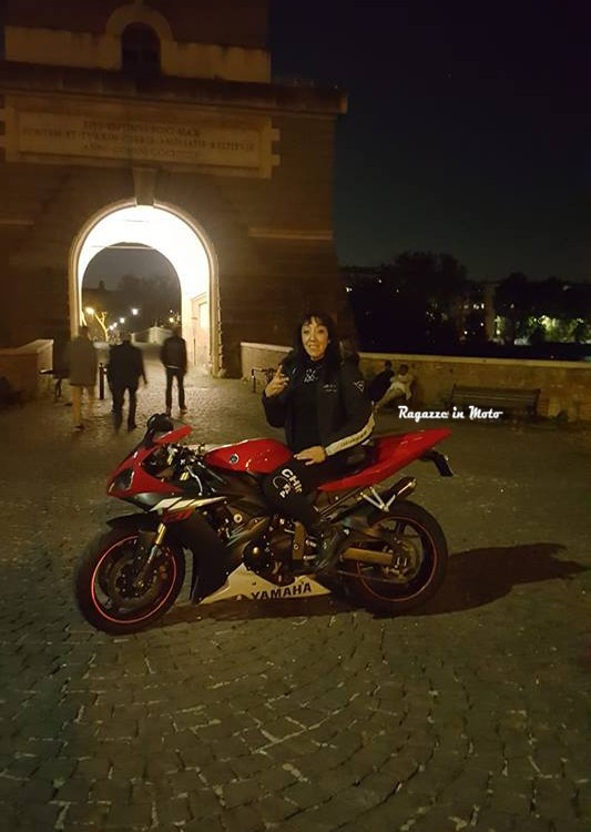 monica_ragazze_in_moto