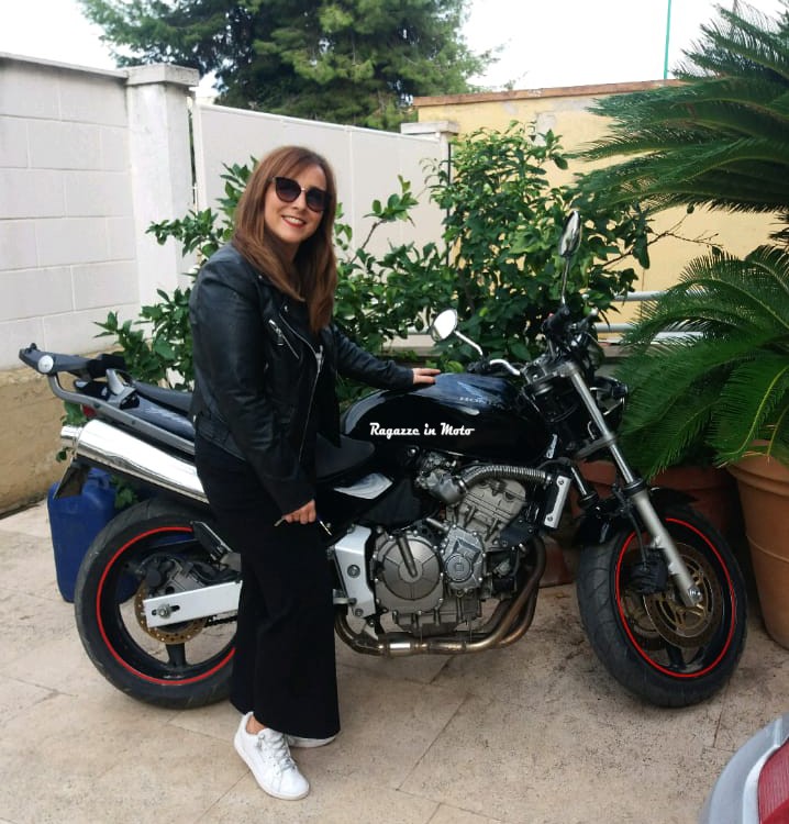 lory_ragazze_in_moto