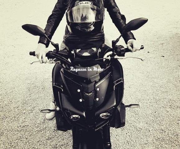 marta_ragazze_in_moto