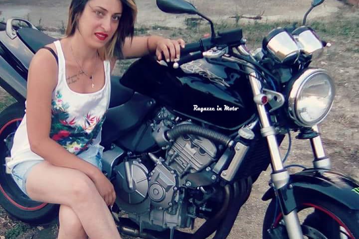 angelica_ragazze-in-moto