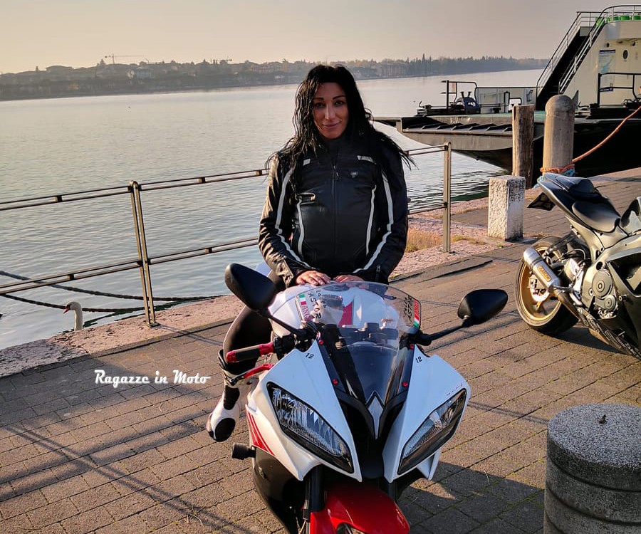 angy_ragazze_in_moto