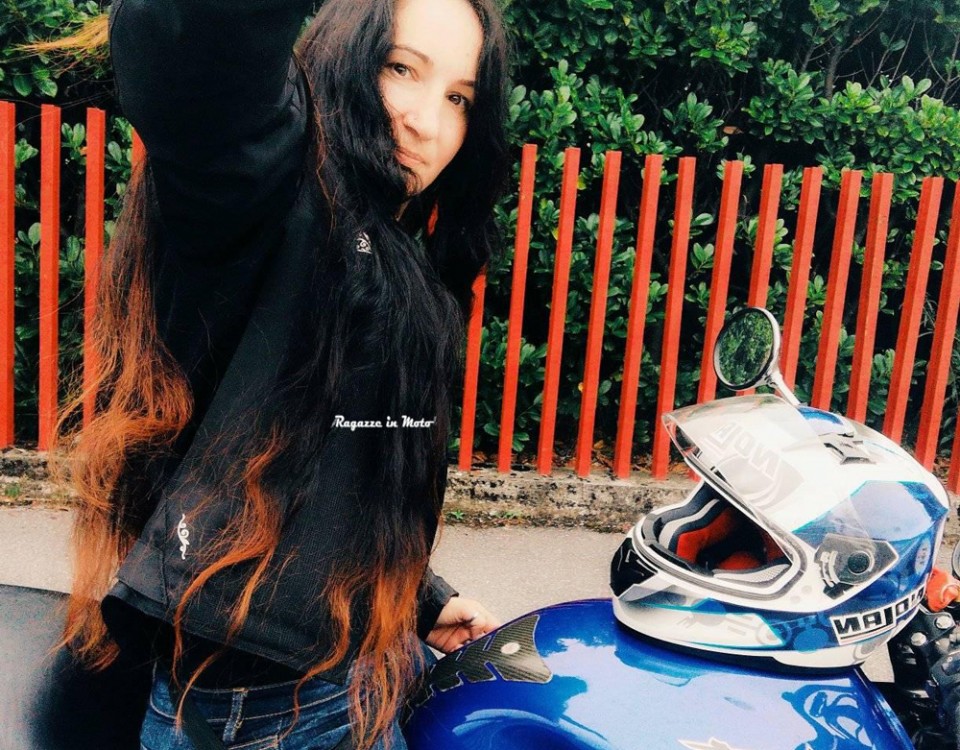 anda_ragazze-in_moto