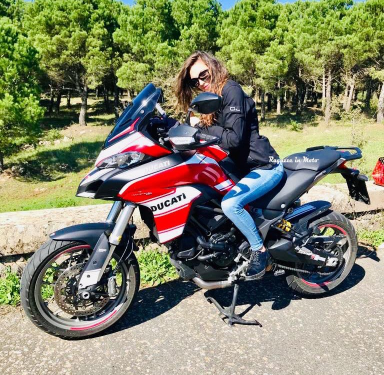 rossana_ragazze_in-moto