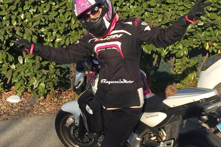 cinzia_ragazze_in_moto