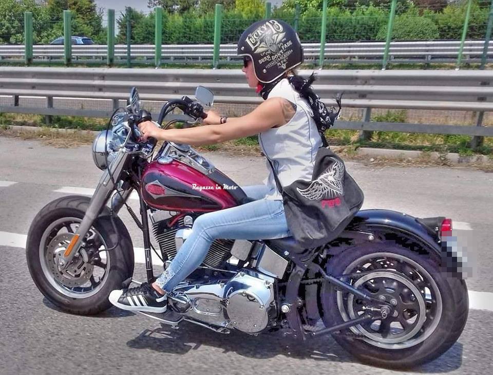 pam_ragazze_in_moto