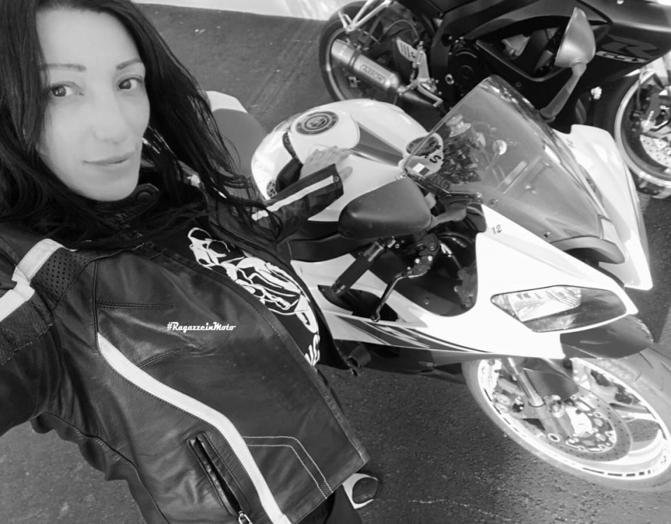 angy_ragazze_in_moto