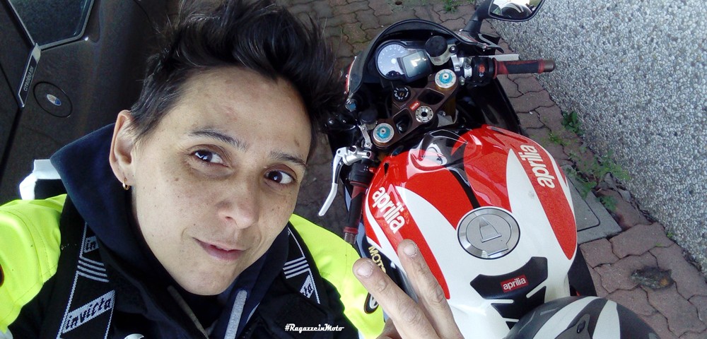 cristina_ragazze_in_moto