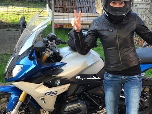 ilenia_ragazze-in_moto