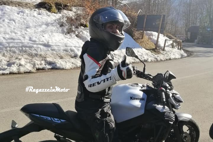 pamela_ragazze_in_moto