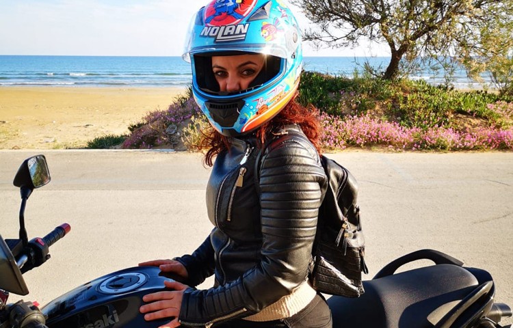 je_ragazze_in-moto