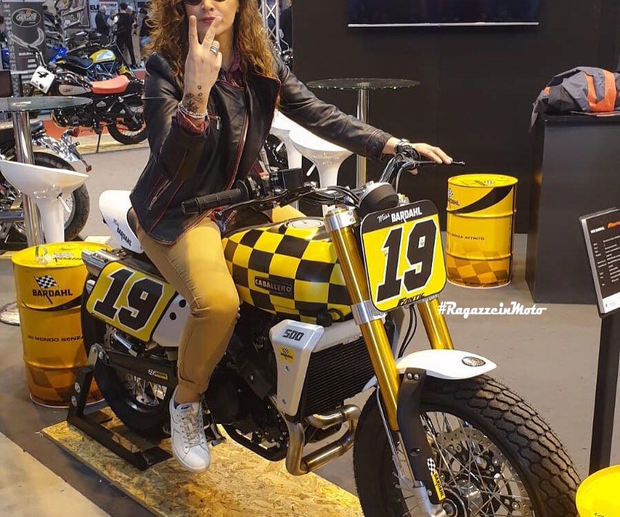 oriella_ragazze_in_moto