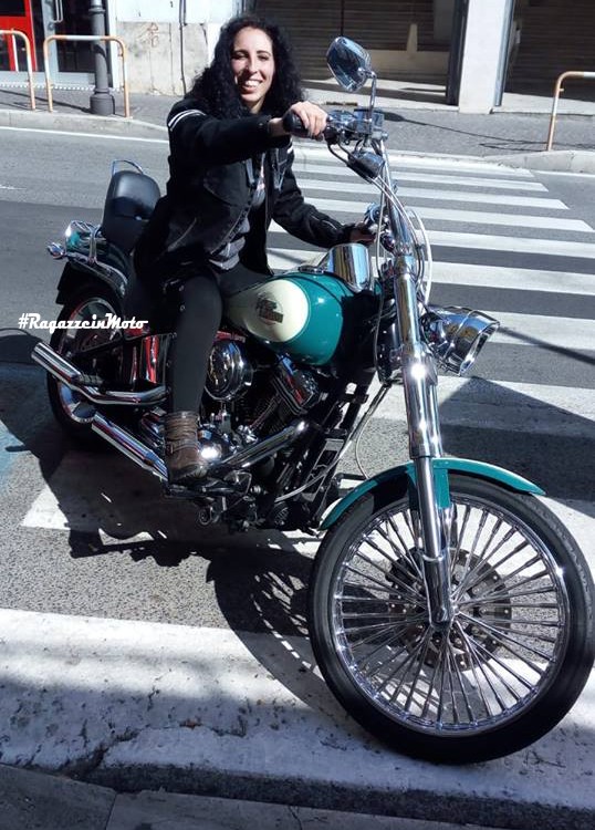veronica_ragazze_in-moto