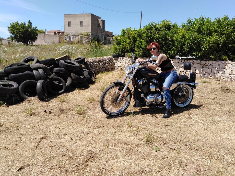 laura_ragazze-in_moto