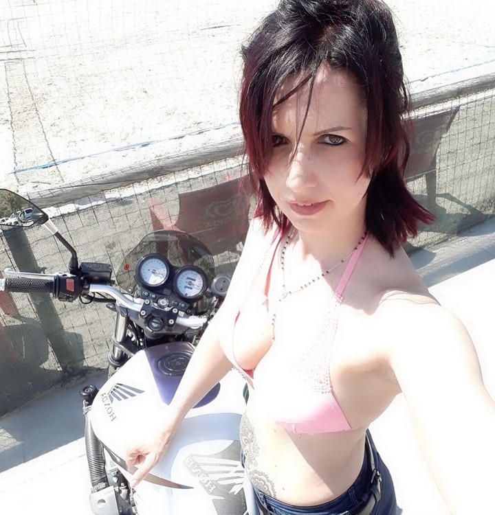 elisa_ragazze_in_moto