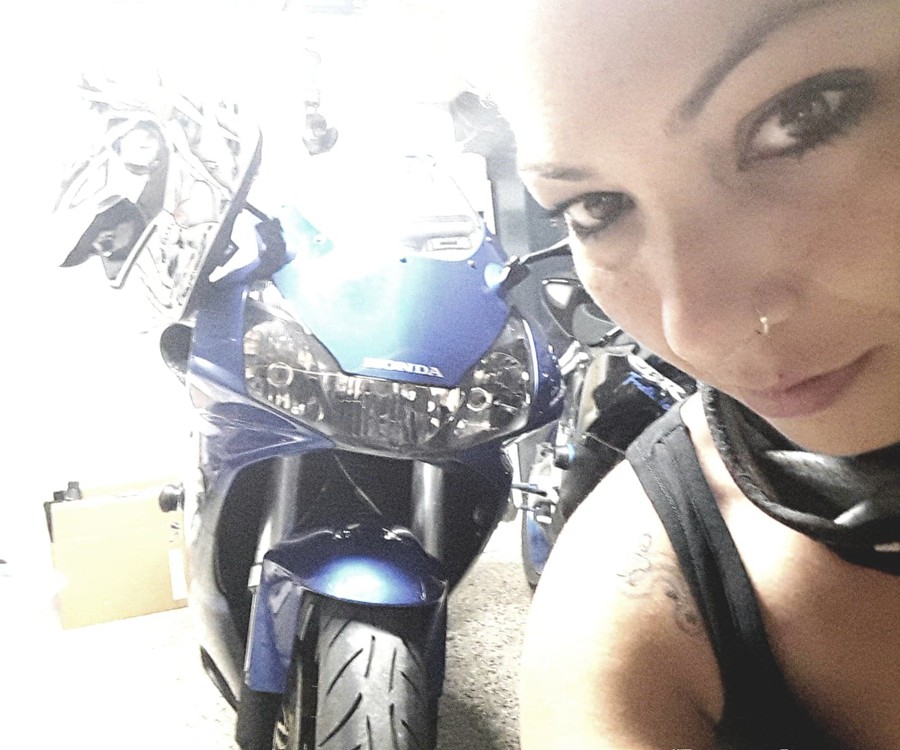 simona_ragazze_in_moto