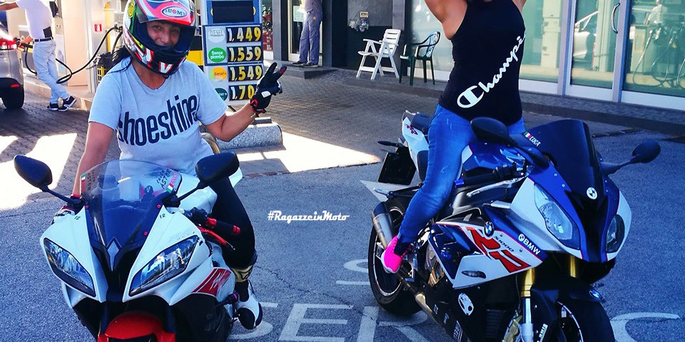 Angelica_ragazze_in_moto