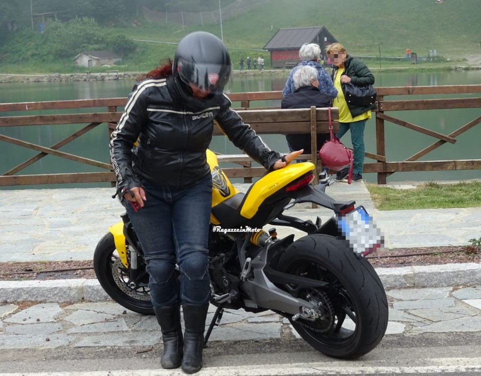 luana_ragazze_in_moto