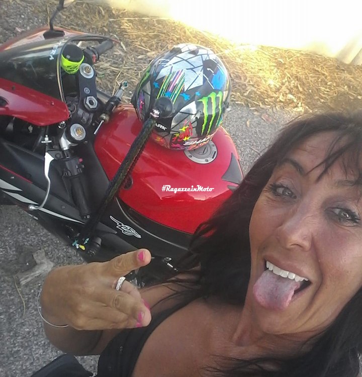 monica_ragazze_in_moto