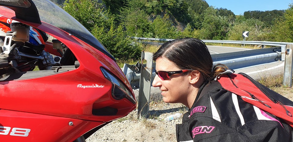 sabrina_ragazze-in-moto