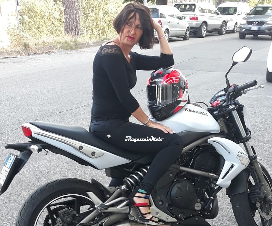 sonia_ragazze_in_moto