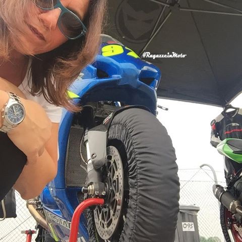 eleonora_ragazze_in_moto