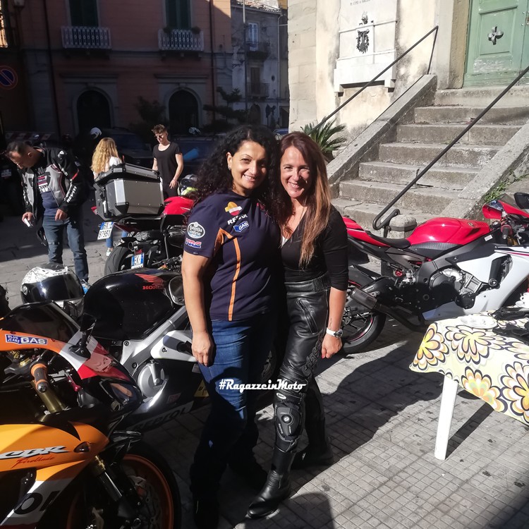 ketty_ragazze_in_moto