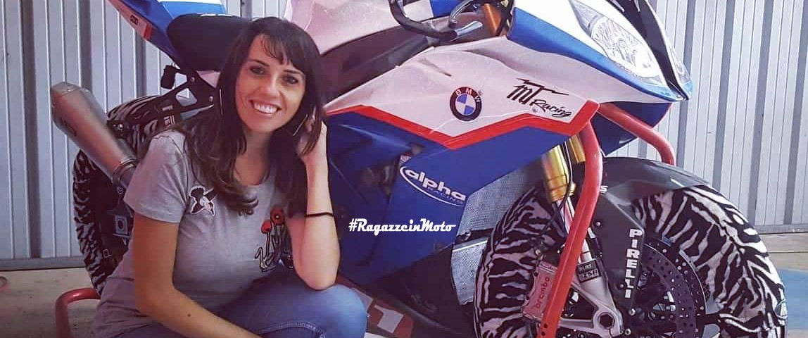 lara_ragazze_in_moto