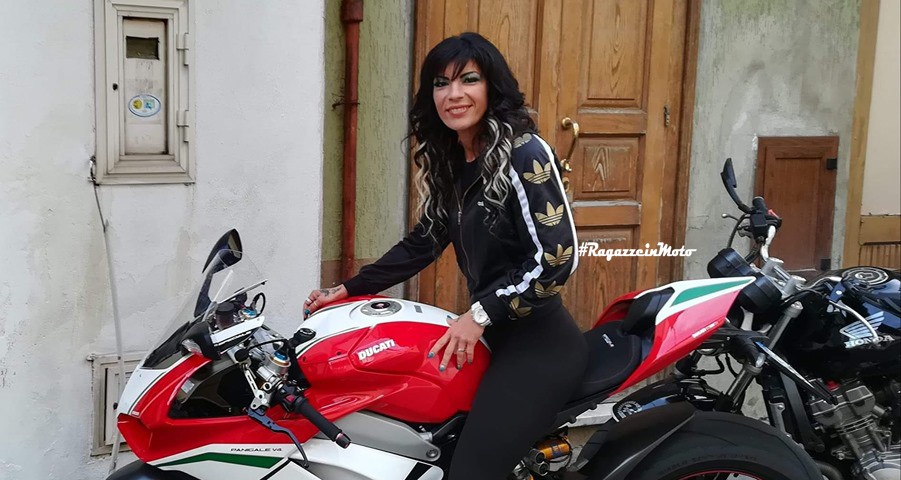 maria_luisa_ragazze_in_moto