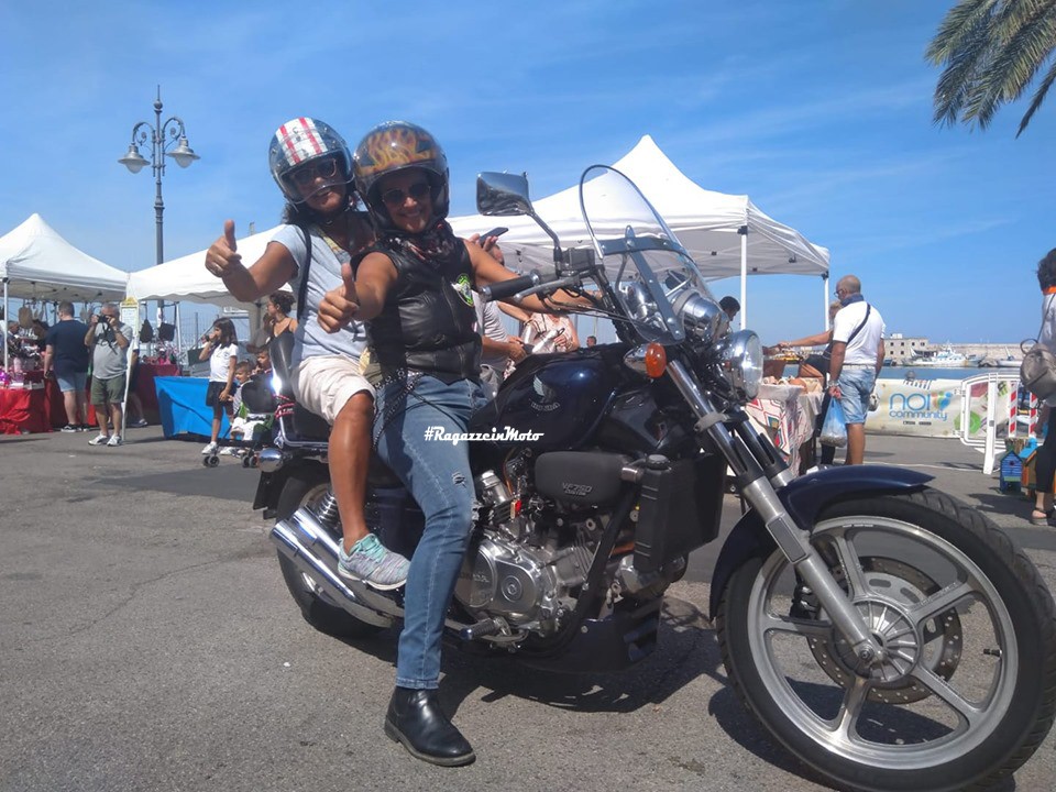 mariangela_ragazze_in_moto