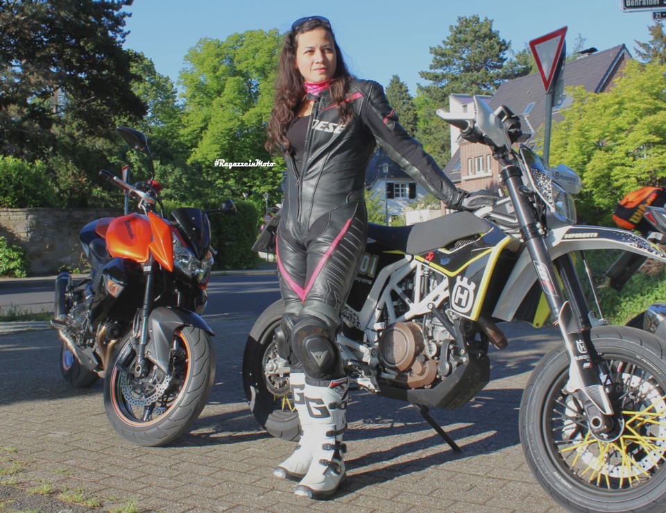 nadia_ragazze_in_moto