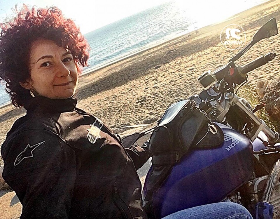 angela_ragazze_in_moto