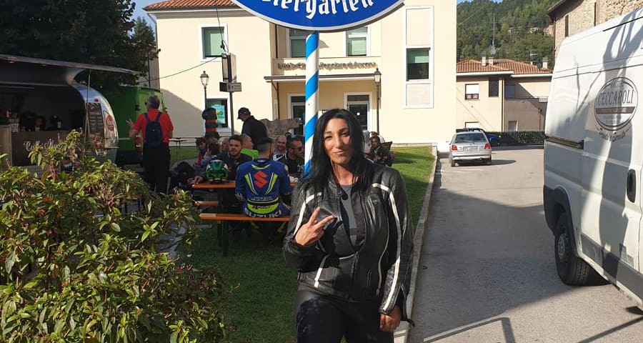 angy_ragazze_in_moto