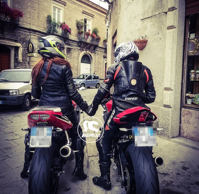 ketty_ragazze_in_moto