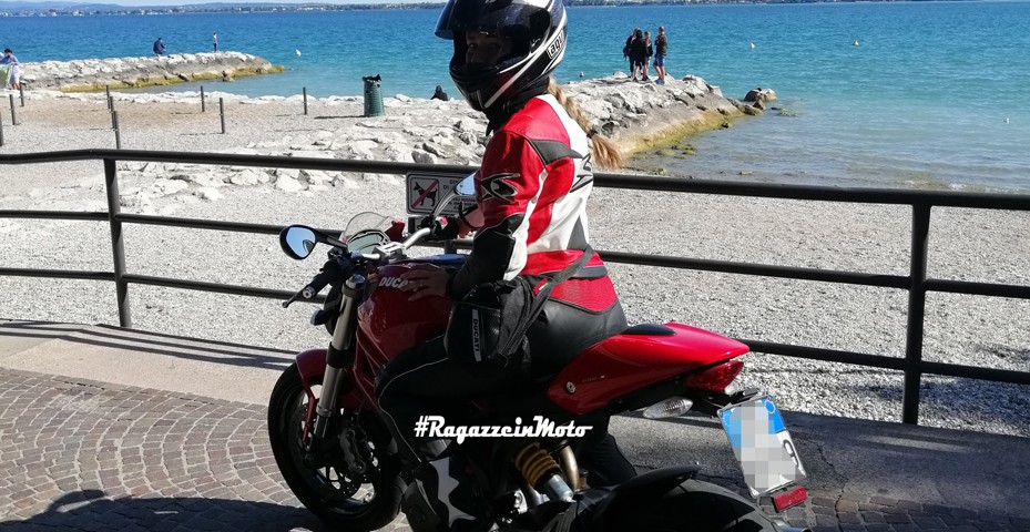 lisa_ragazze_in_moto