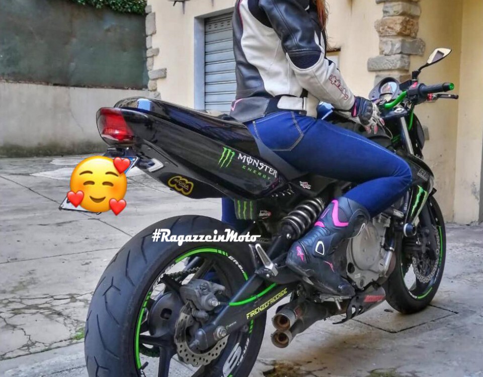 sofia_ragazze_in_moto