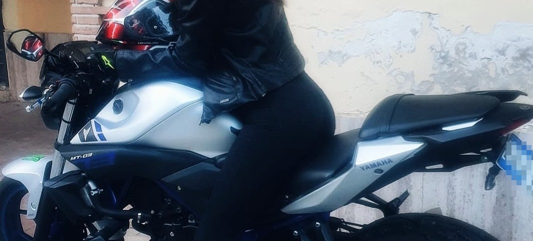 maria_ragazze_in_moto