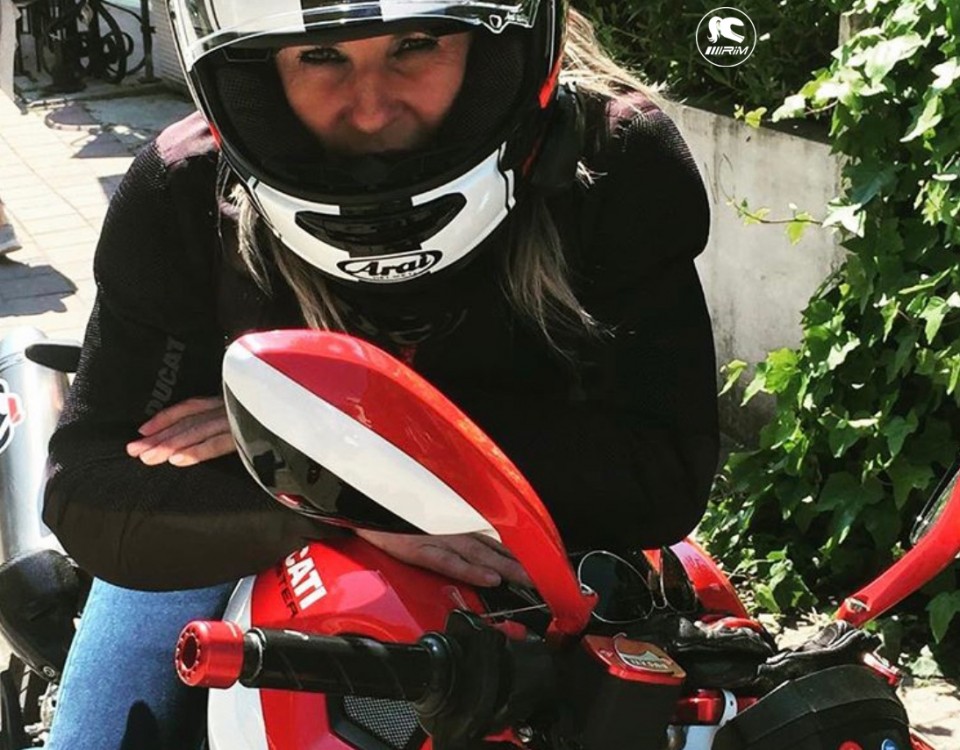 angelica_ragazze_in_moto