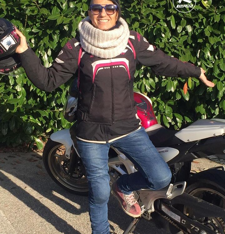 cinzia_ragazze_in_moto