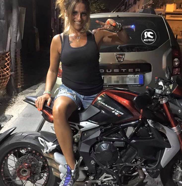 flora_ragazze_in_moto