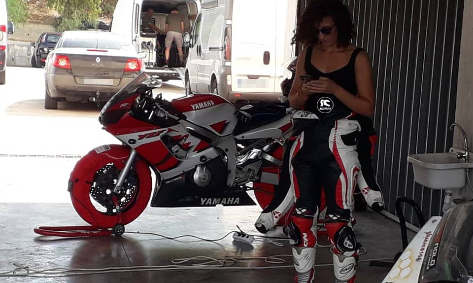 monica_ragazze_in_moto