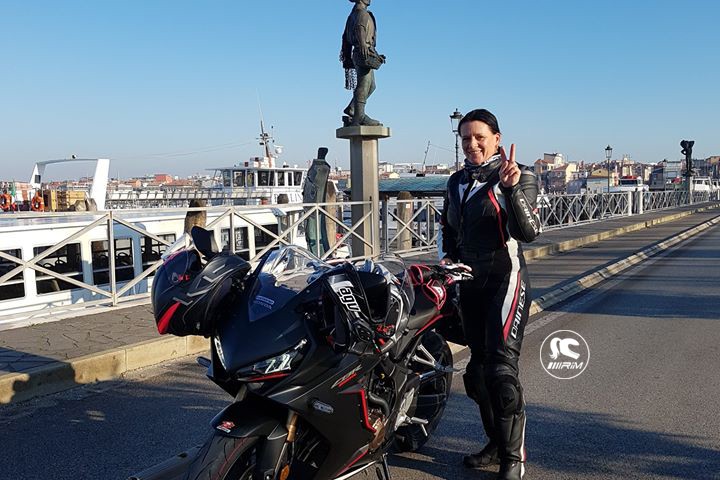 bozena_ragazze_in-moto