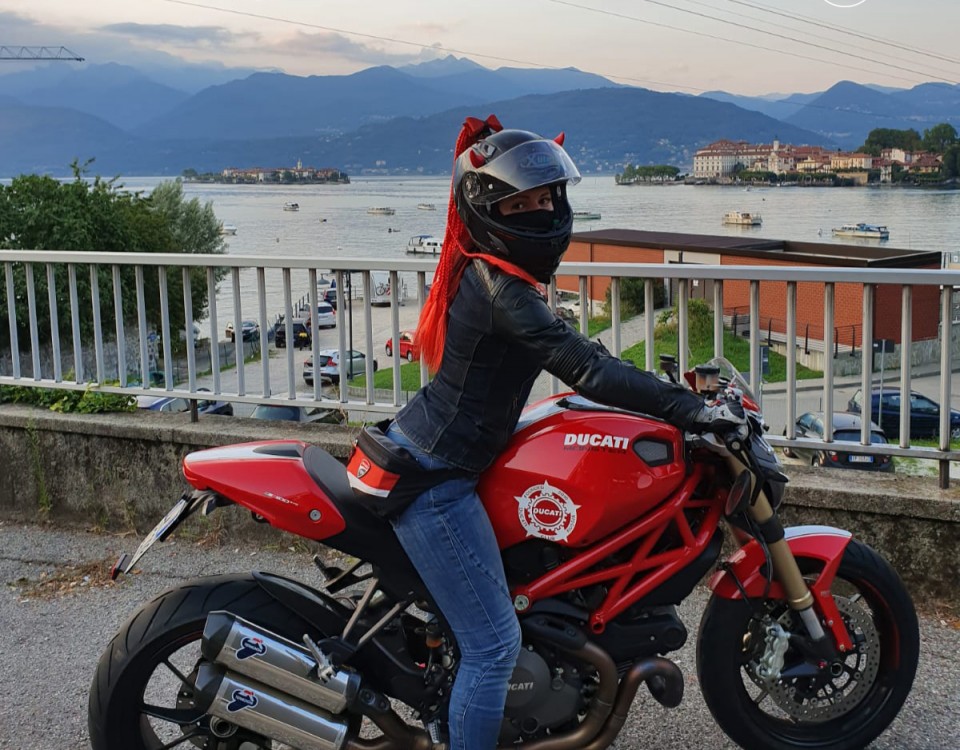 sofia_ragazze_in_moto