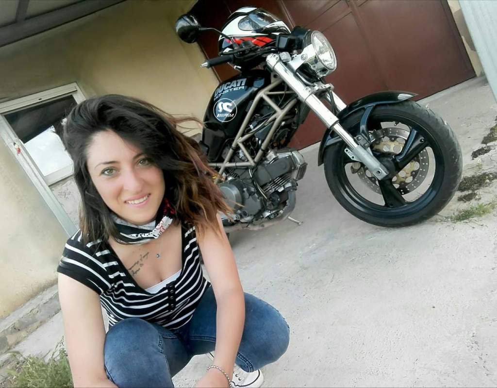 angelica_ragazze_in-moto-1