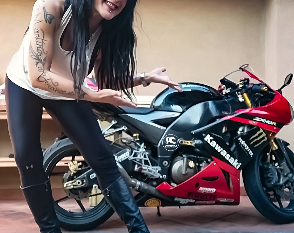 ketty_ragazze_in_moto