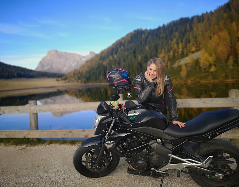 linda_ragazze_in_moto